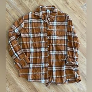 Old navy plaid button down shirt, women’s medium.